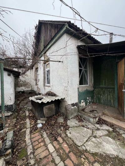 ПРОДАМ ЧАСТИНУ ДОМОВОЛОДІННЯ ПІД РЕМОНТ