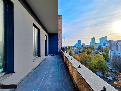 Продам 2-к квартиру Днепр, Соборный, донцова, 8