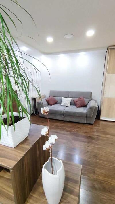 Продам 2-к квартиру Днепр, Индустриальный, Василя Сухомлинського