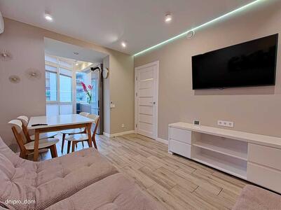 Продам 2-к квартиру Днепр, Соборный, набережная победы