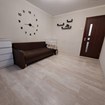 продаж 2 кімн, лівий берег, район Калинової