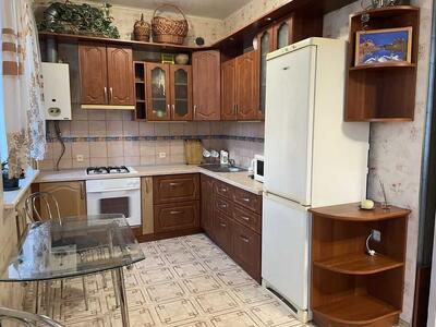 Продам 1-к квартиру Днепр, Соборный, Титова, 1