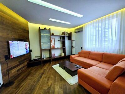 Сдам долгосрочно 2-к квартиру Днепр, Соборный, Павла Ниринберга, 10