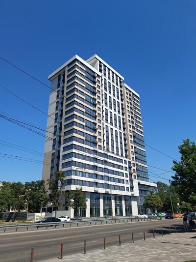 Продам квартиру 76,81 м.кв. в ЖК Фаворит