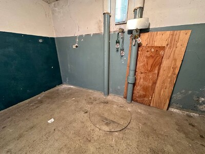 продам гараж Приднепровск в гаражном кооперативе