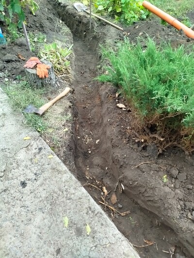 Копка ям,траншей под воду, кабель