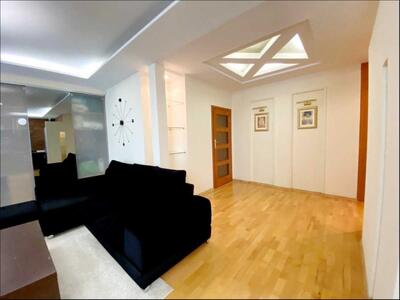 Сдам посуточно 2-к квартиру Днепр, Центральный, Проспект. Дмитрия Яворницкого, 11