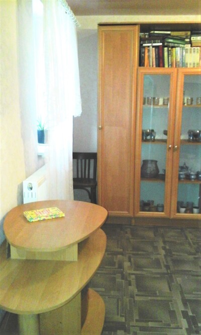 Аренда дома, Диевка-2, тупик 92-й маршрутки, все удобства, двор с местом для авто.