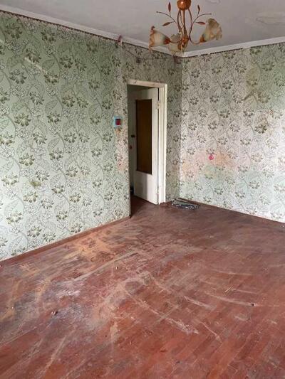 Продам 2-к квартиру Каменское, Днепровский, Харьківська, 47