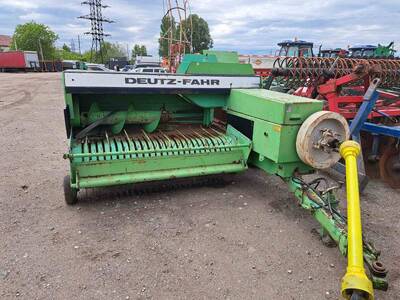 Тюковий прес-підбирач Deutz-Fahr HD 490
