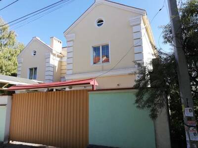 Продаж житлового будинку,площею 686,8 кв.м.з ремонтом,7 кімнат, Дніпро