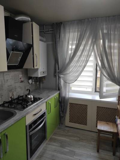 Продам 3 к квартиру на Покровский
