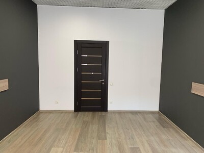 Продаж квартири по вул. Під Дубом