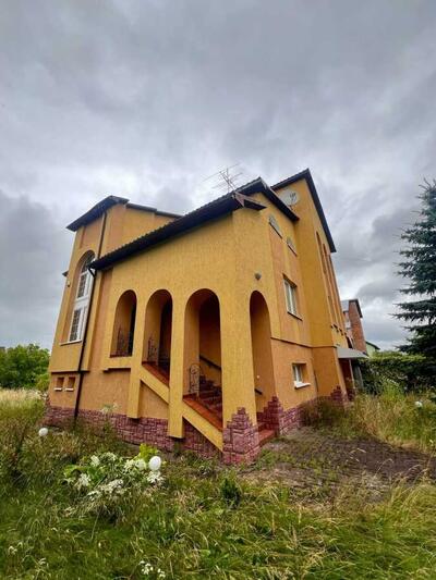 Оренда житловий будинок 311,1 кв.м., с. Раневичі,вул. Садова, буд.1