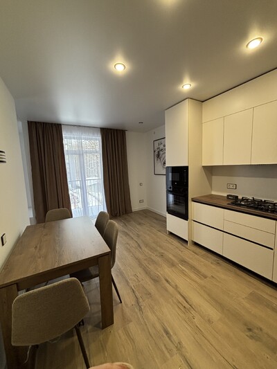 Оренда 1- кімнат квартири без комісії