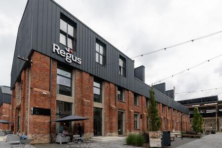 Приватний офіс для двох осіб у Regus KIVSH