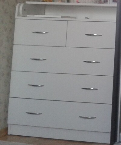 Продам пеленальний столик-комод, білий, б/у Ідеальний для новонародженого! Розміри: 40×90 с