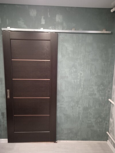 Продам міжкімнатні двері венге!  Колір: венге  Розміри: висота 205 см, ширина 80 см Без скла,