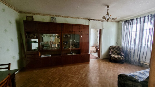 Продам 2-кімнатну квартиру на ХТЗ в 20 хв від метро Тракторний завод
