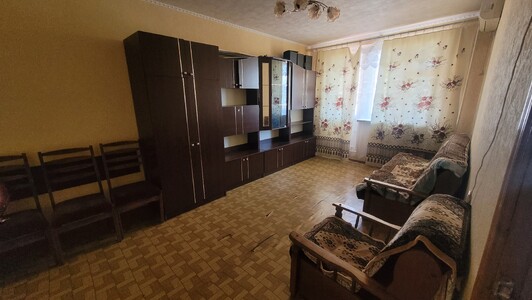 Продам 1-кімнатну квартиру на вул. Сергія Тимошенка