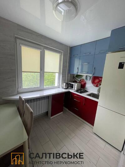 КЮ-9170 Продам 2к квартиру на Салтовке  Героев Труда 608 м/р