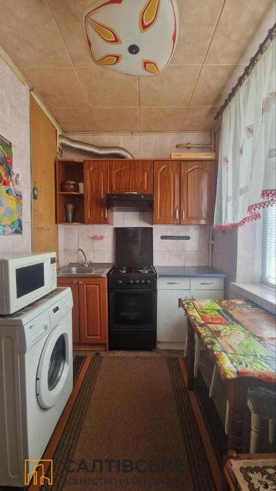 9448-КЮ Продам 2К квартиру на Салтовке Салтовская 533 м/р