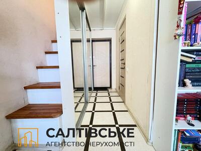 0685-ОВ Продам двухуровневую гостинку 25м2 в ЖК Воробьевые Горы на Салтовке