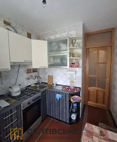 ЕГ-1210 Продам 2 комнатную квартиру на Салтовке Академика Барабашова 656 м/р