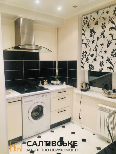 7098-АГ Продам 2к квартиру на Салтовке  Медкомплекс 625 м/р