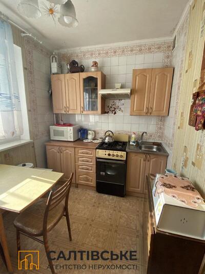 ИК-7273 Продам 2к квартиру на Салтовке Академика Барабашова 656 м/р