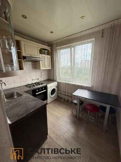 ИП-8825 Продам 4к квартиру на Салтовке  ТРК Украина 604 м/р