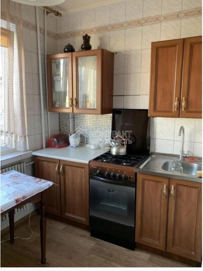 Здається  2-к  квартира а районі  Зерновой