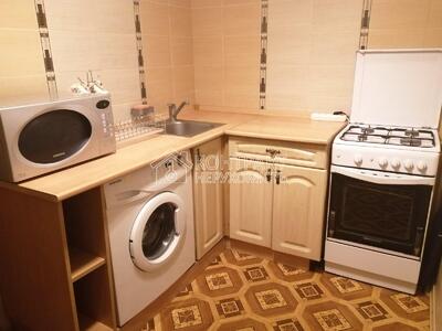 Сдам 1-к квартиру Гв.Широнинцев  возле  АТБ.