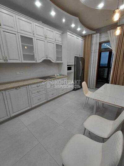 Сдается 3 комн 107 м на Банном ЖК «Дом на набережной»