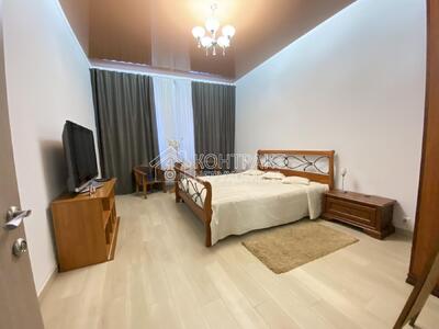 Здам  3х км кв , Центр, - Римарська