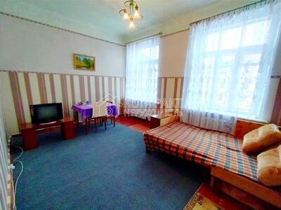 Продається 3-кім. кв. Холодна гора, Сталинка