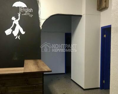 Здам преміщення 8 кімнат. у центрі, вул.Сумская 5, эт.2 з ремонтом.