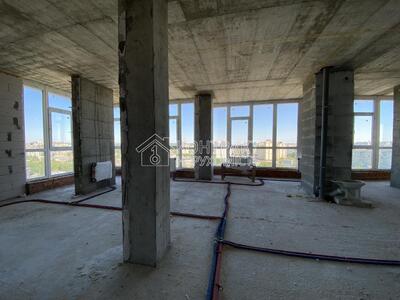 Продается 4х-комнатная  квартира в ЖК Кристал. м. Гагарина!