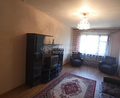 Продам 4 комн на Аерокосмічна Гагаріна 174. Одеська, Є відновлення