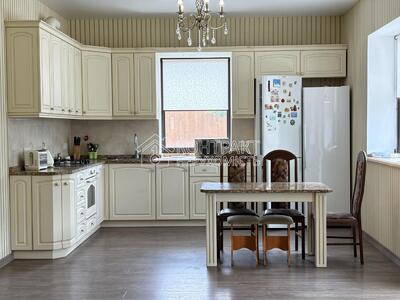 Продаж 2х поверх буд Олексіївка вул Штурмова 154 м2 6 сот єВідновлення