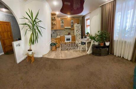 Продам  2 кімн  квартира Холодногорский р-н Славянская