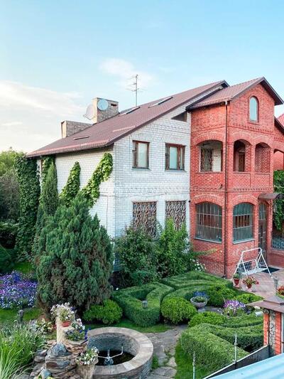 Продаж шикарного великого будинку. Нові будінки.