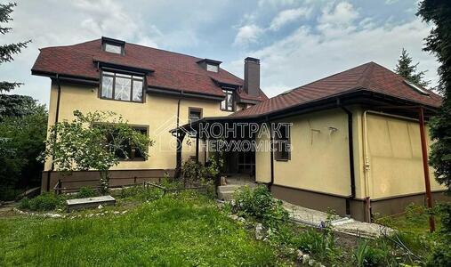 Продается  коттедж  в пос. Жуковского  с капитальным ремонтом