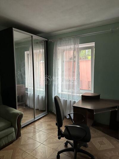 Здається світла однокімнатна квартира  м. Вокзальна