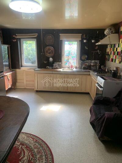 Продам  дом Жихарь 20 соток