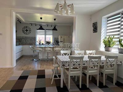 Продам будинок в передмісті Харкова