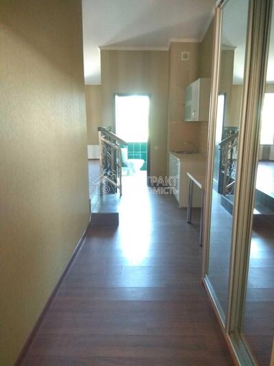 Продається 1-я квартира по вул. Матросова у новобудівлі