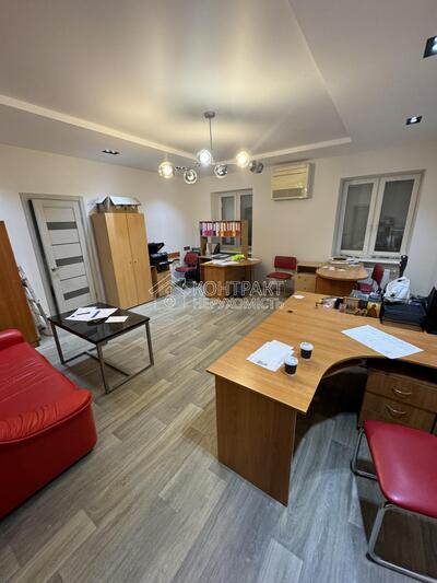 Продажа  офіса на пр-т Науки