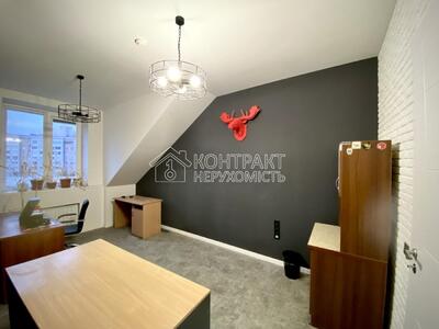 Оренда офісних приміщень на  Космічній .26