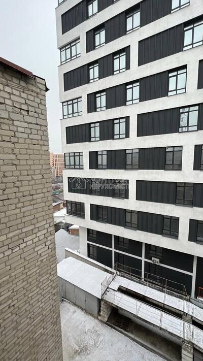 Продам гараж центр